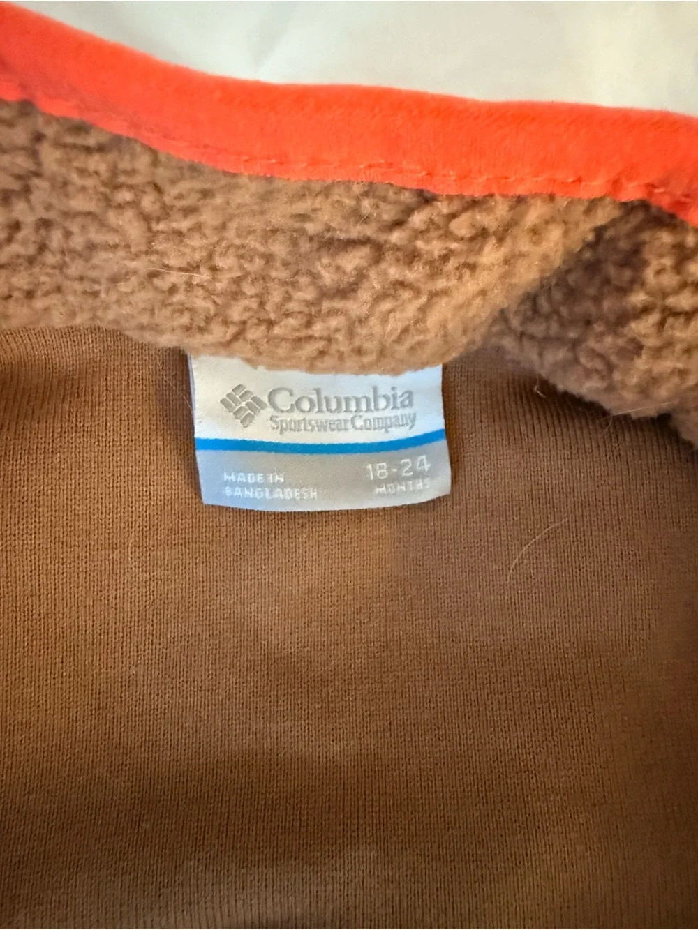 NWOT Columbia Helvetia Bunting